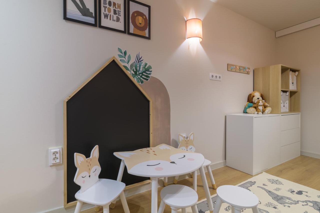 Black Sea Dolphin Apartment Varna ภายนอก รูปภาพ